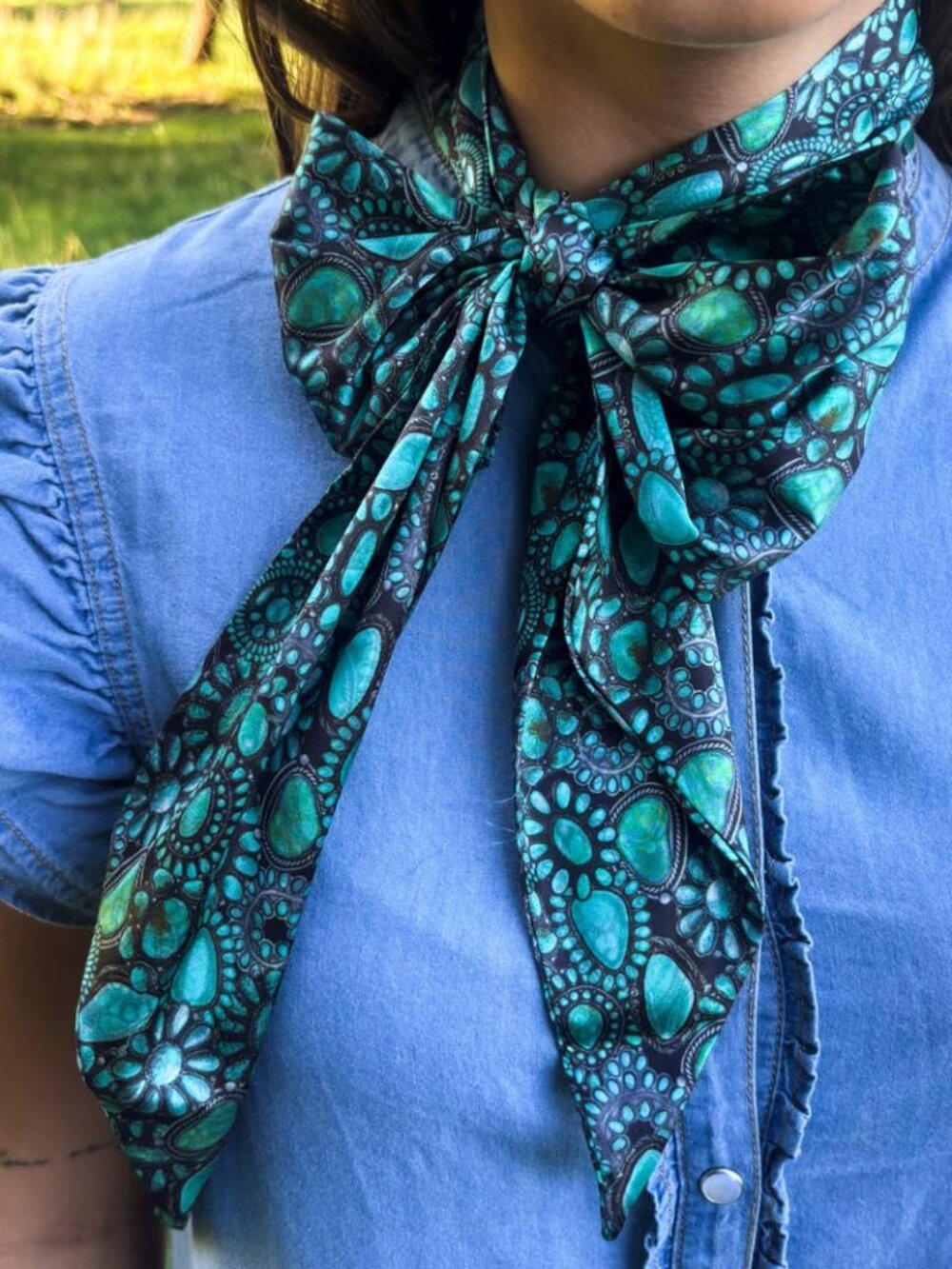 NEW Cowgirl Cluster Latigo Green Turquoise Scarf Tie